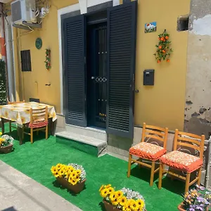 la-casa-del-95121.sicilyhotelsitaly.net/